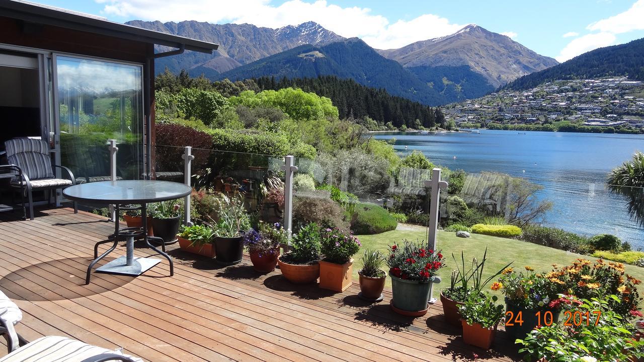Peninsular Lakefront Queenstown Exterior photo